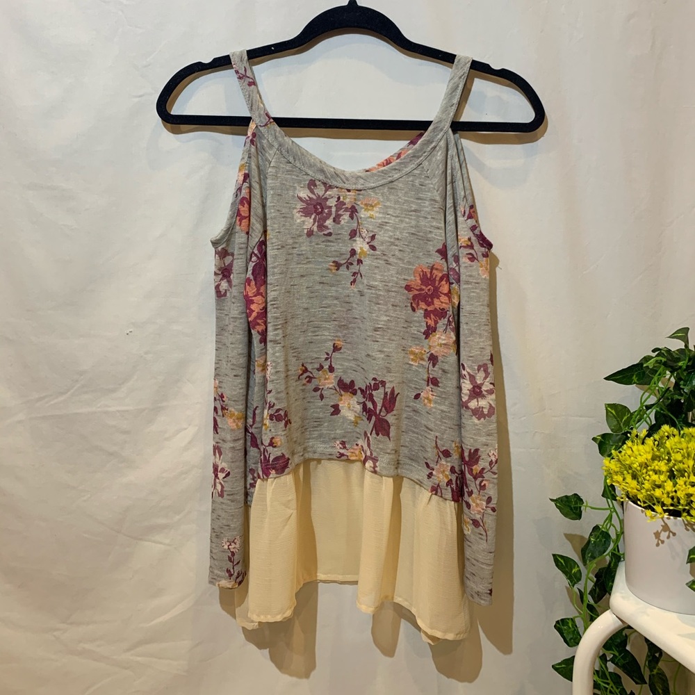 Floral Cold Shoulder Top